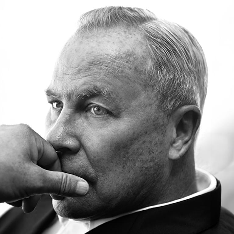 black and white image of Robert Wilson